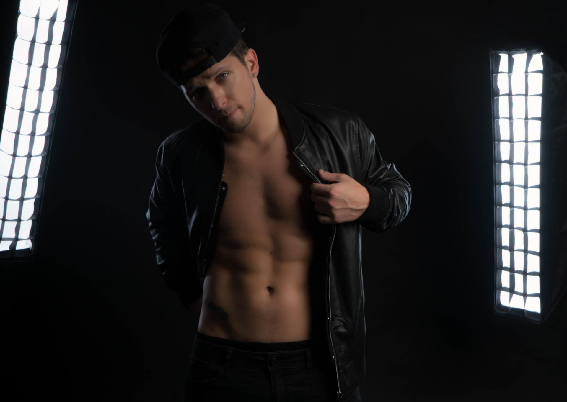 Mihai Pirvulet - Challenge Arts - Mitza pic5