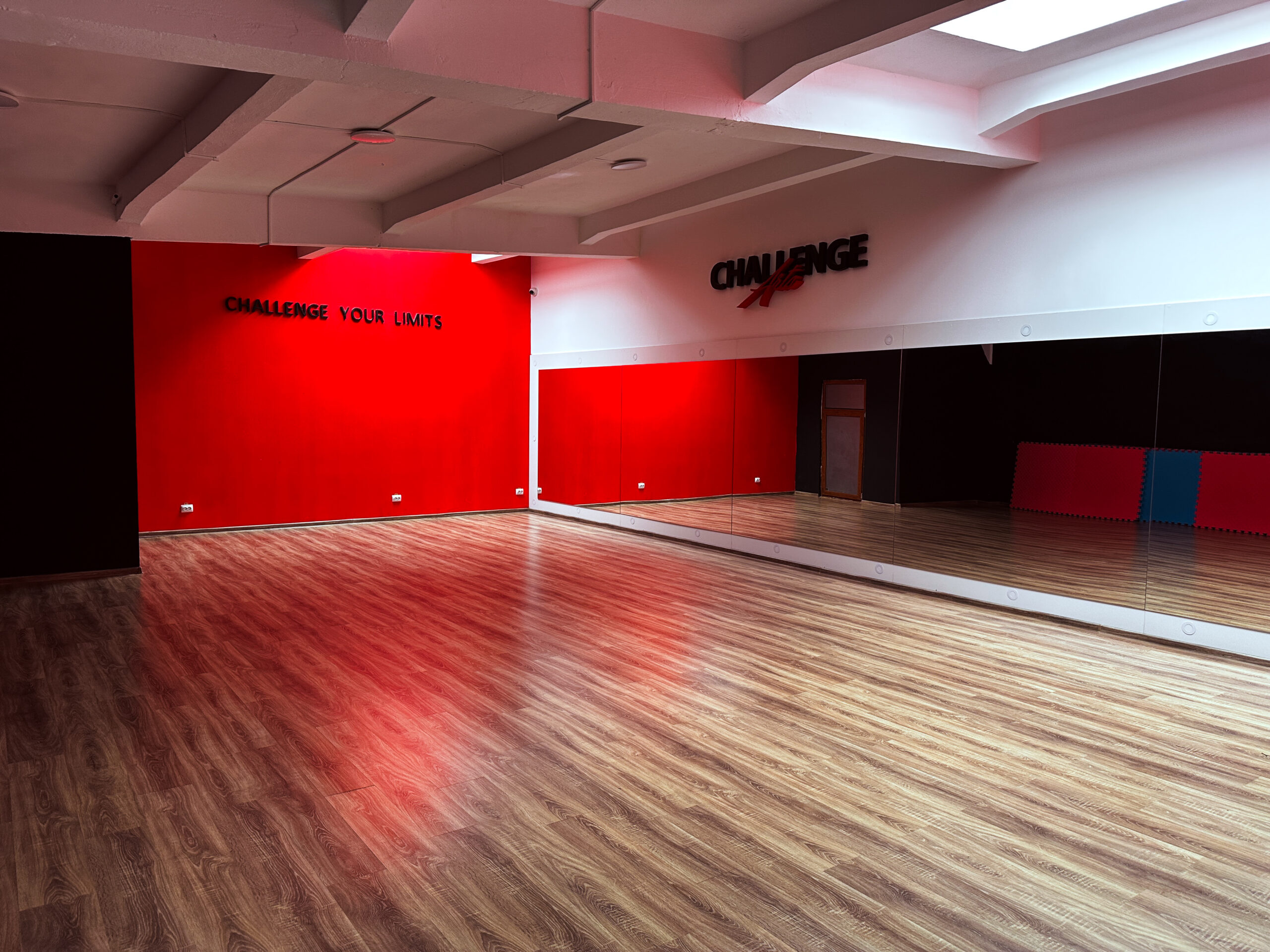 Studio 2 - Challenge Arts -1-