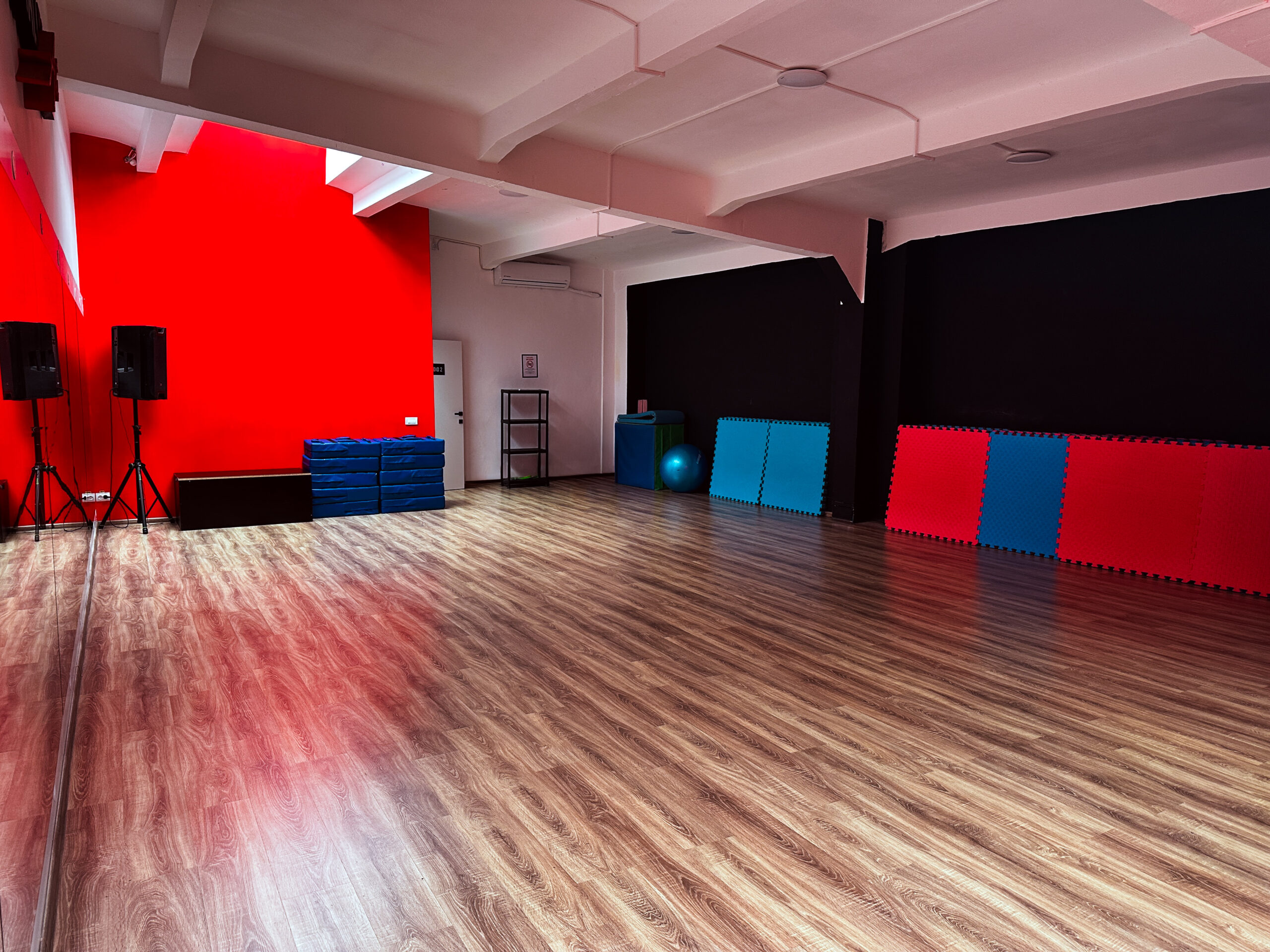 Studio 2 - Challenge Arts -2-